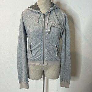 Da-Nang Embroidered Bird Zip Up Hoodie